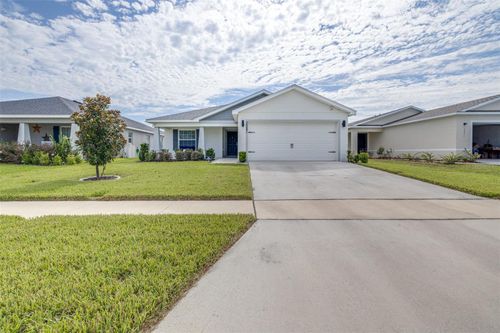 2081 Golden Beak Dr, EAGLE LAKE, FL, 33839-5708 | Card Image