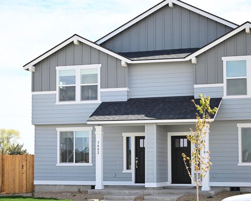3482 Nw 7th Street, Redmond, OR, 97756 | Card Image