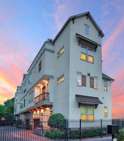 f-1126 W West 16th Street, Houston, TX, 77008 | Card Image