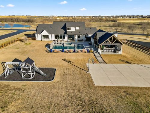 200 Sutherland Cres, Northlake, TX, 76247-1555 | Card Image