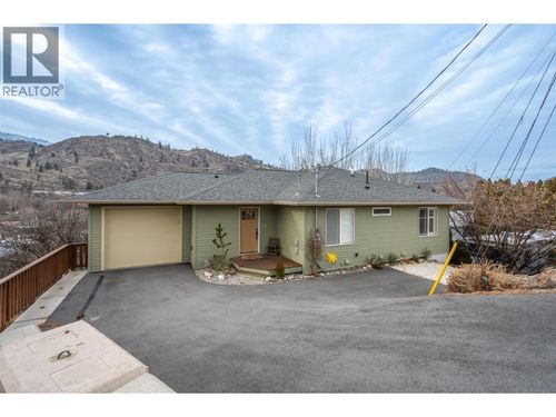 6654 Bellevue Dr, Oliver, BC, V0H1T4 | Card Image