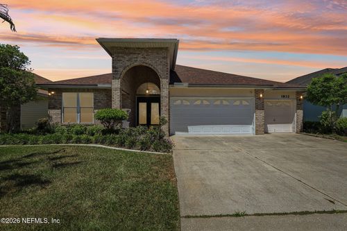 1832 Chatham Village Dr, Fleming Island, FL, 32003-8381 | Card Image