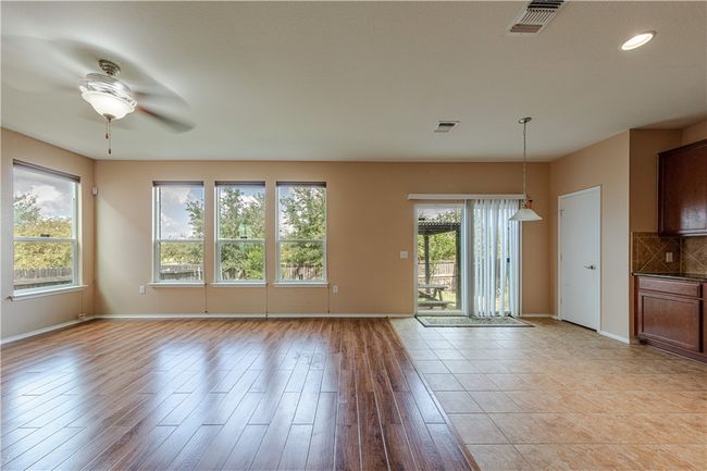 6716 Glebe Path, House other with 3 bedrooms, 3 bathrooms and null parking in Austin TX | Image 5
