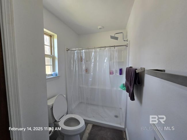 Bathroom | Image 15