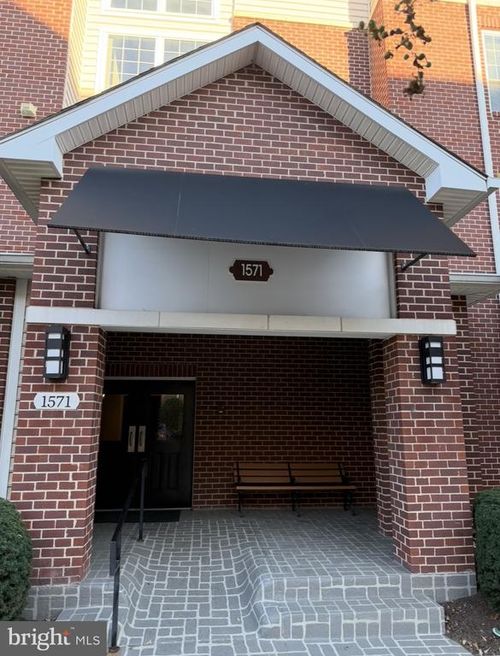 6109-1571 Spring Gate Dr, MCLEAN, VA, 22102-3434 | Card Image