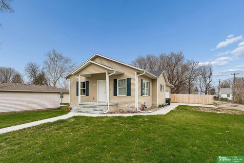 317 N 11th St, Tekamah, NE, 68061-1517 | Card Image