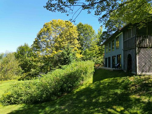 132 Stonefence Rd, Richmond, VT, 05477-9273 | Card Image