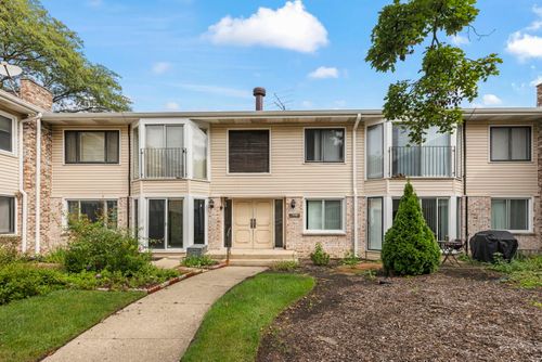 4-2640 Mitchell Dr, Woodridge, IL, 60517-1641 | Card Image