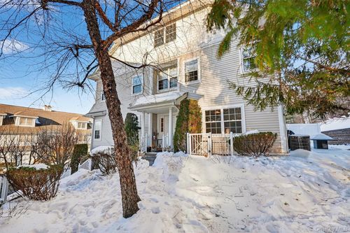 104 Crystal Hill Dr, Pomona, NY, 10970-2671 | Card Image