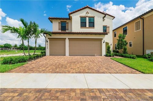 12135 N Baypoint Cir, Parkland, FL, 33076-4852 | Card Image