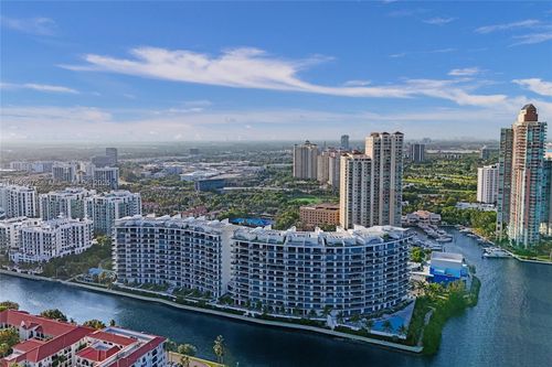 apt-402-3250 Ne 188th St, Aventura, FL, 33180-3361 | Card Image