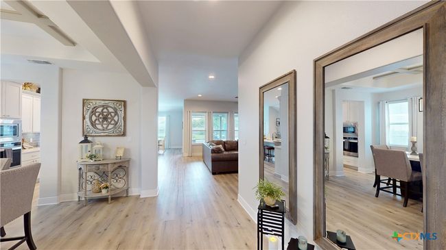 107 Chisholm Trl, House other with 4 bedrooms, 3 bathrooms and null parking in Victoria TX | Image 17