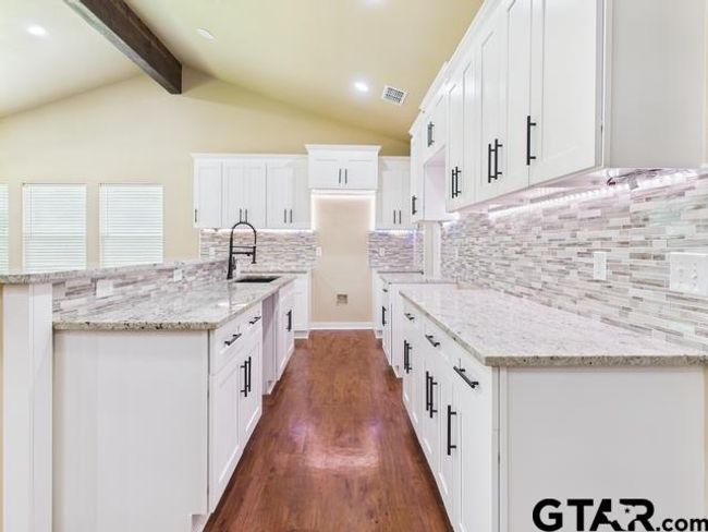 910 Cream Level Rd, House other with 7 bedrooms, 4 bathrooms and null parking in Athens TX | Image 10