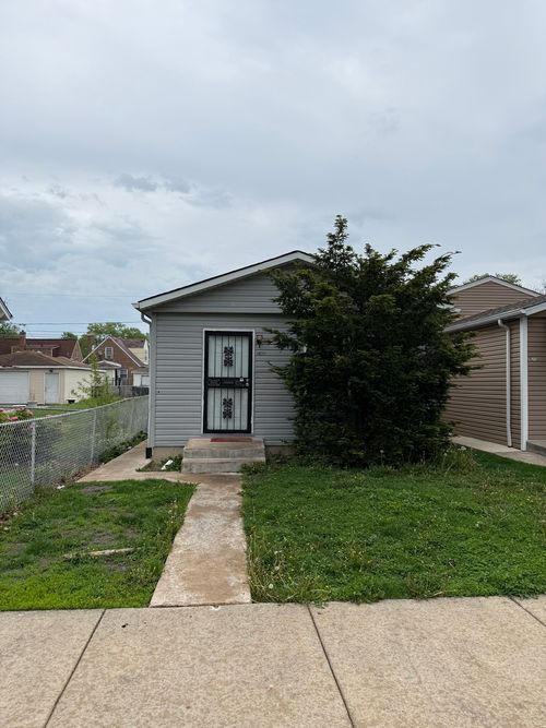 10211 S Sangamon St, Chicago, IL, 60643-2320 | Card Image