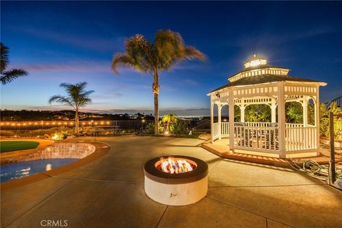 17073 Grove Dr, Riverside, CA, 92503 | Card Image