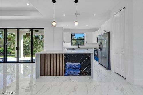 2002 E 10th St, Lehigh Acres, FL, 33936 | Card Image