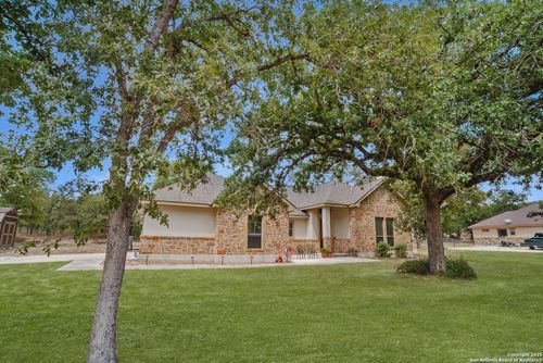 205 Sendera Xing, La Vernia, TX, 78121-5235 | Card Image