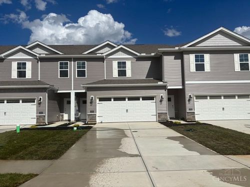 4038 Willow Grove Drive, Batavia Twp, OH, 45102 | Card Image