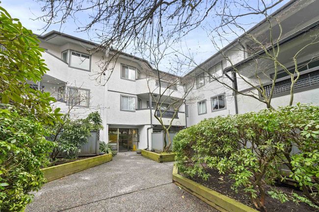 309 - 809 W 16 Th Street, Condo with 2 bedrooms, 1 bathrooms and 1 parking in North Vancouver BC | Image 25