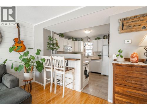 31-2395 Pleasant Valley Rd, Spallumcheen, BC, V0E1B2 | Card Image