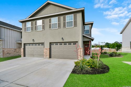 325 Untermaier, New Braunfels, TX, 78130 | Card Image