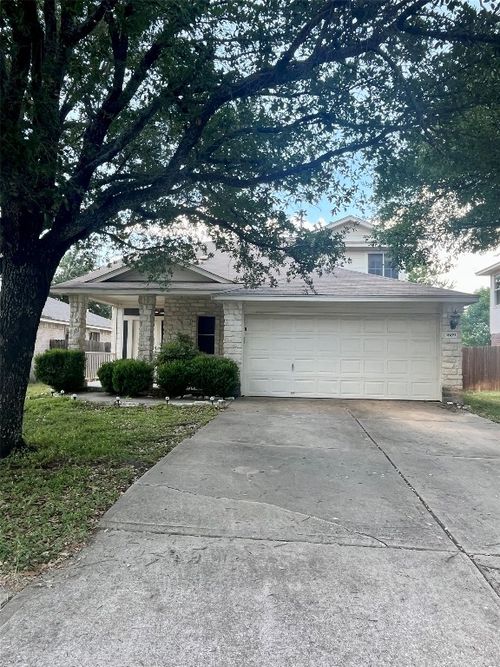 3809 Top Rock Ln, Round Rock, TX, 78681-1071 | Card Image