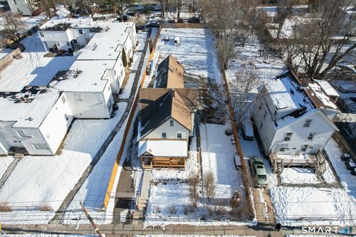 218 Martin St, Hartford, CT, 06120-1726 | Card Image