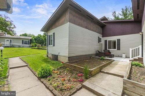 48 Standard Ct, GAITHERSBURG, MD, 20877-3441 | Card Image