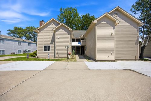 4-401 Se Lowell Dr, Ankeny, IA, 50021-3300 | Card Image