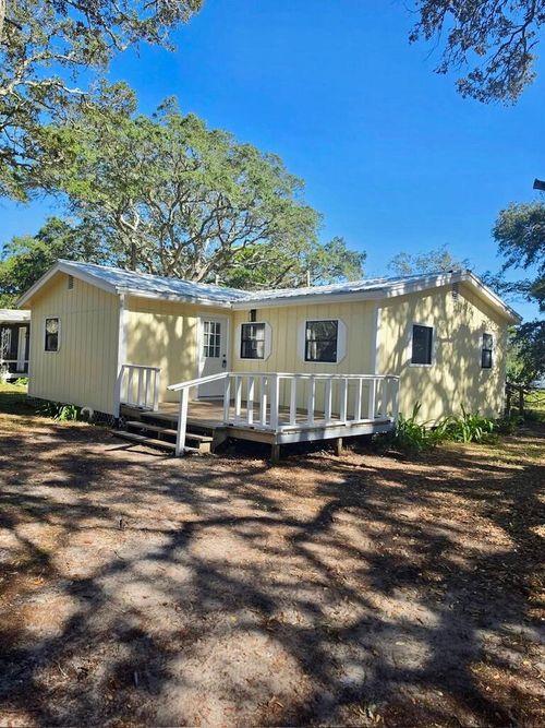 e-496 Ave A, Eastpoint, FL, 32328 | Card Image