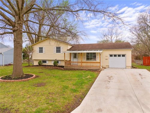 9920 Benson St, Overland Park, KS, 66212-4158 | Card Image
