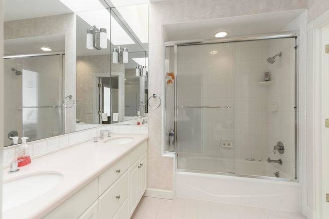 4911 Red Fox Run, House other with 6 bedrooms, 8 bathrooms and null parking in Ann Arbor MI | Image 75
