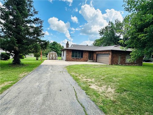 2350 E 200 North Rd, Pana, IL, 62557-6007 | Card Image