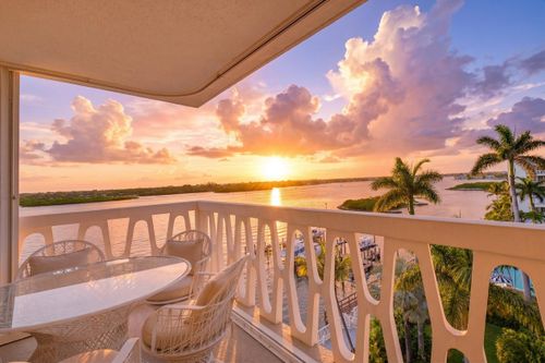 2505 S Ocean Blvd, Palm Beach, FL, 33480-5434 | Card Image