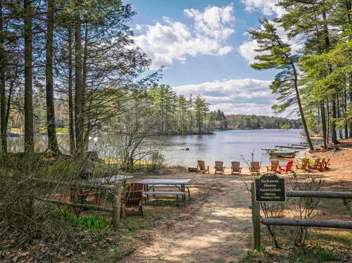 21 Brustle Rd, Nottingham, NH, 03290-4903 | Card Image