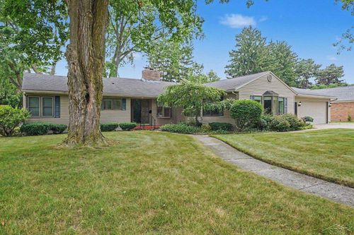 22 Benton Rd, Saginaw, MI, 48602-1944 | Card Image