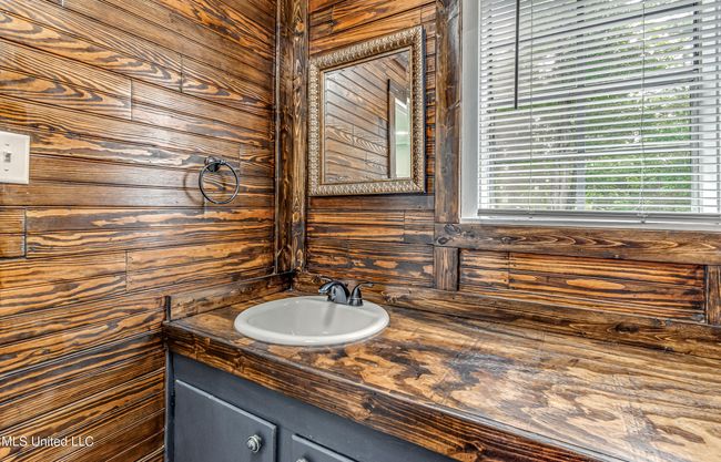 207 W Dewey Camp Dr-33 | Image 26