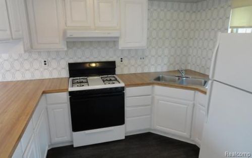 1480 Junction St, Plymouth, MI, 48170-1074 | Card Image