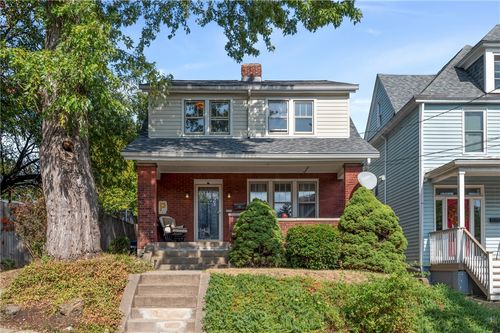 202 Clairmont Ave, Pittsburgh, PA, 15229-1945 | Card Image