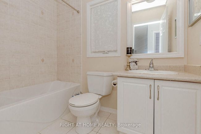 958 Audley Rd N, House attached with 3 bedrooms, 3 bathrooms and 1 parking in Ajax ON | Image 34