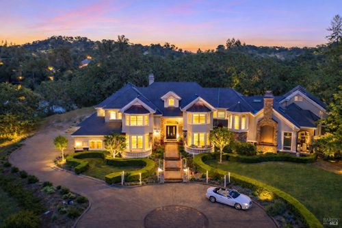 9988 Troon Ct, Windsor, CA, 95492-7990 | Card Image