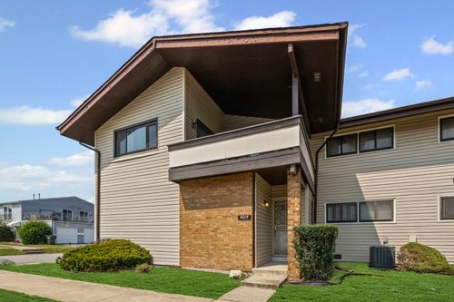 4014 193rd St, Country Club Hills, IL, 60478-5745 | Card Image