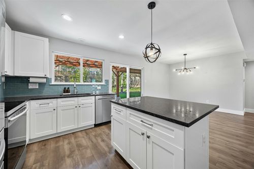 3106 Leaf Cir, Austin, TX, 78759-3123 | Card Image