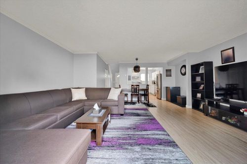159-13750 67 Ave, Surrey, BC, V3W6X6 | Card Image