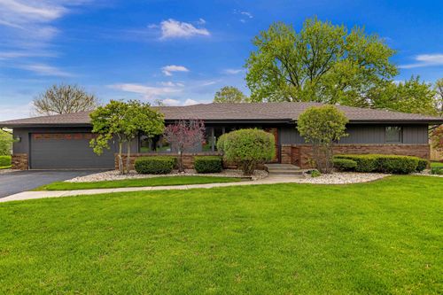 1692 Ben Franklin Rd, Rockford, IL, 61108-6904 | Card Image