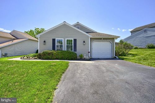 6248 S Highlands Cir, HARRISBURG, PA, 17111-6939 | Card Image
