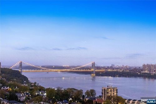900 Palisade Ave, Fort Lee, NJ, 07024-4135 | Card Image