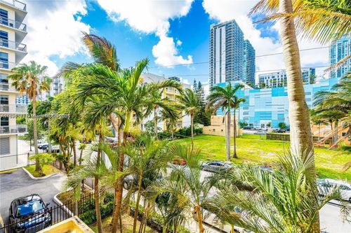 apt-63-600 Ne 25th St, Miami, FL, 33137-4775 | Card Image