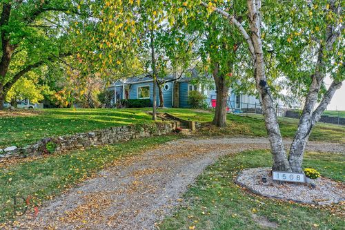 1508 E 18th Rd, Streator, IL, 61364-9376 | Card Image