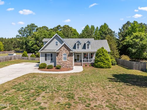 45 Oak Leaf Trl, Youngsville, NC, 27596-7403 | Card Image